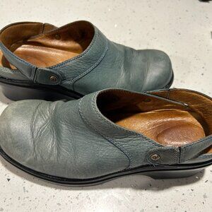 ARIAT Santa Cruz Aqua Blue Leather Mules Slip On Clogs Women's Size 8 western
